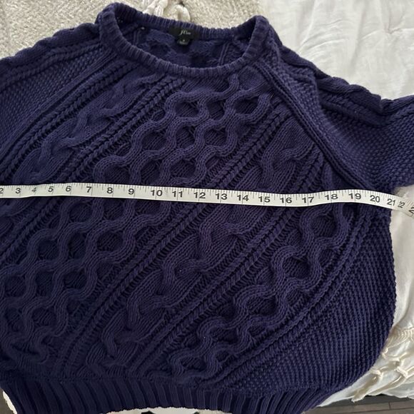 J. Crew Cable Knit Crewneck Sweater Size Small - Picture 2 of 8